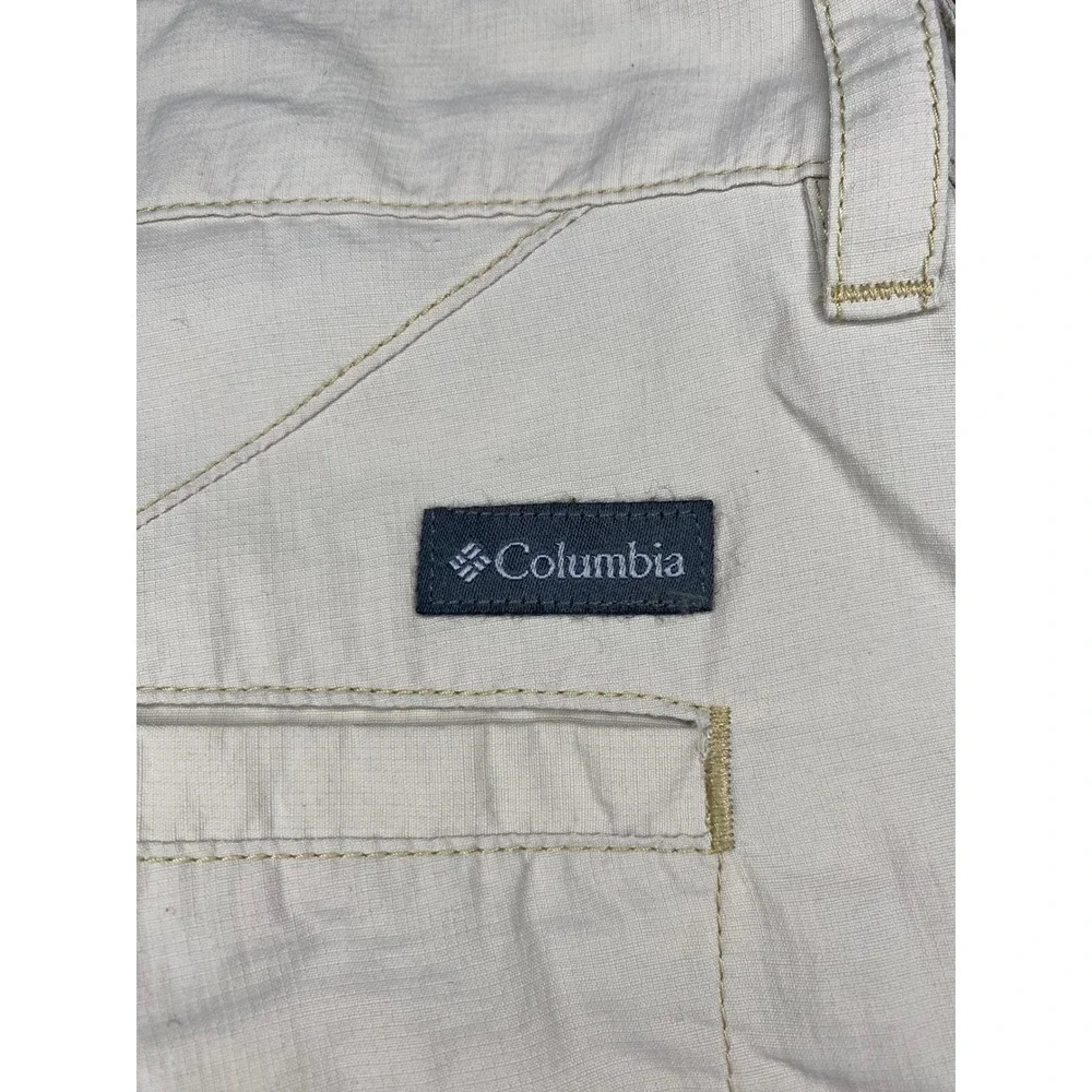Columbia Omni-Shade‎ Sun Protection Light Tan Cargo Shorts Size 42